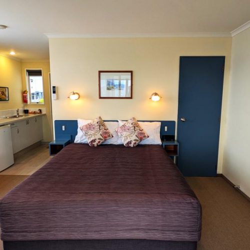 The_Peninsula_Kaikoura-Accommodation-Mountain-view-Sea-View